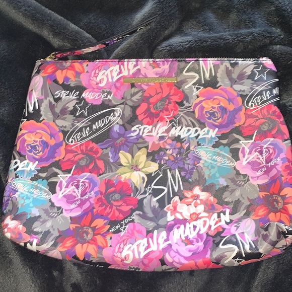 Steve Madden Pouch - Picture 2 of 11